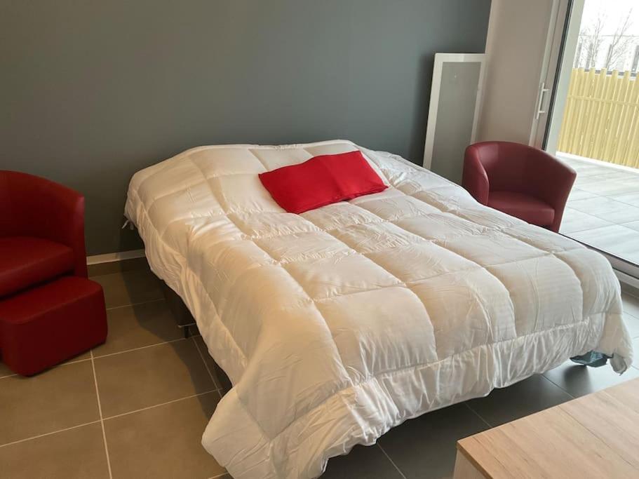 T2 Neuf + Piscine, 5 Mn A Pied Des Plages Serignan Exterior photo