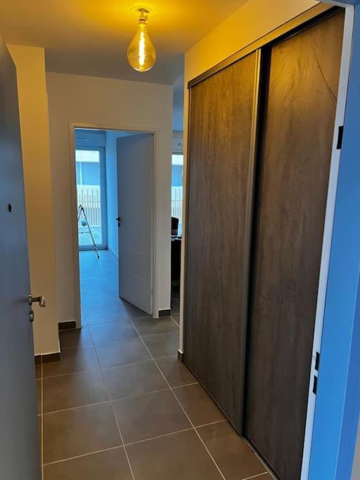 T2 Neuf + Piscine, 5 Mn A Pied Des Plages Serignan Exterior photo