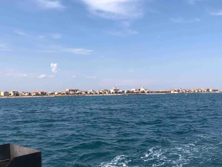 T2 Neuf + Piscine, 5 Mn A Pied Des Plages Serignan Exterior photo